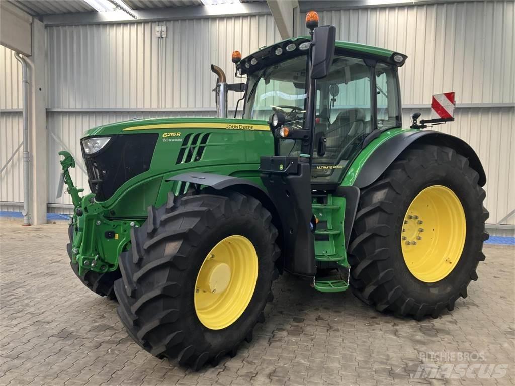 John Deere 6215R 曳引機