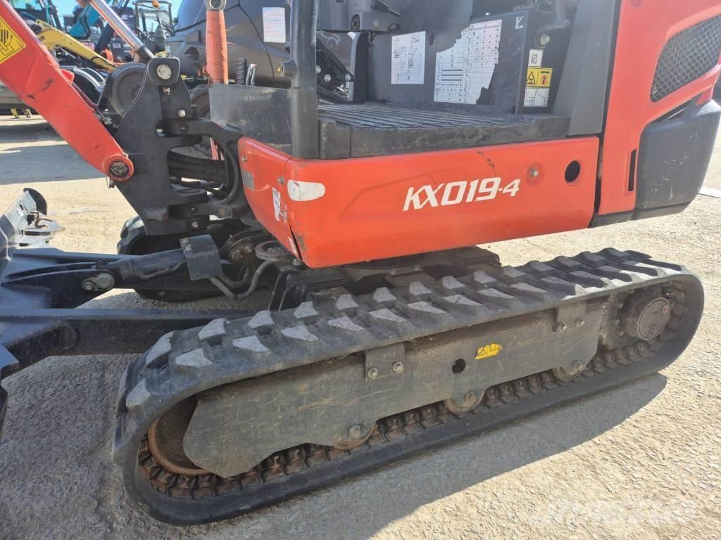 Kubota KX 019-4 小型挖土機/掘鑿機<7t(小型挖掘機)