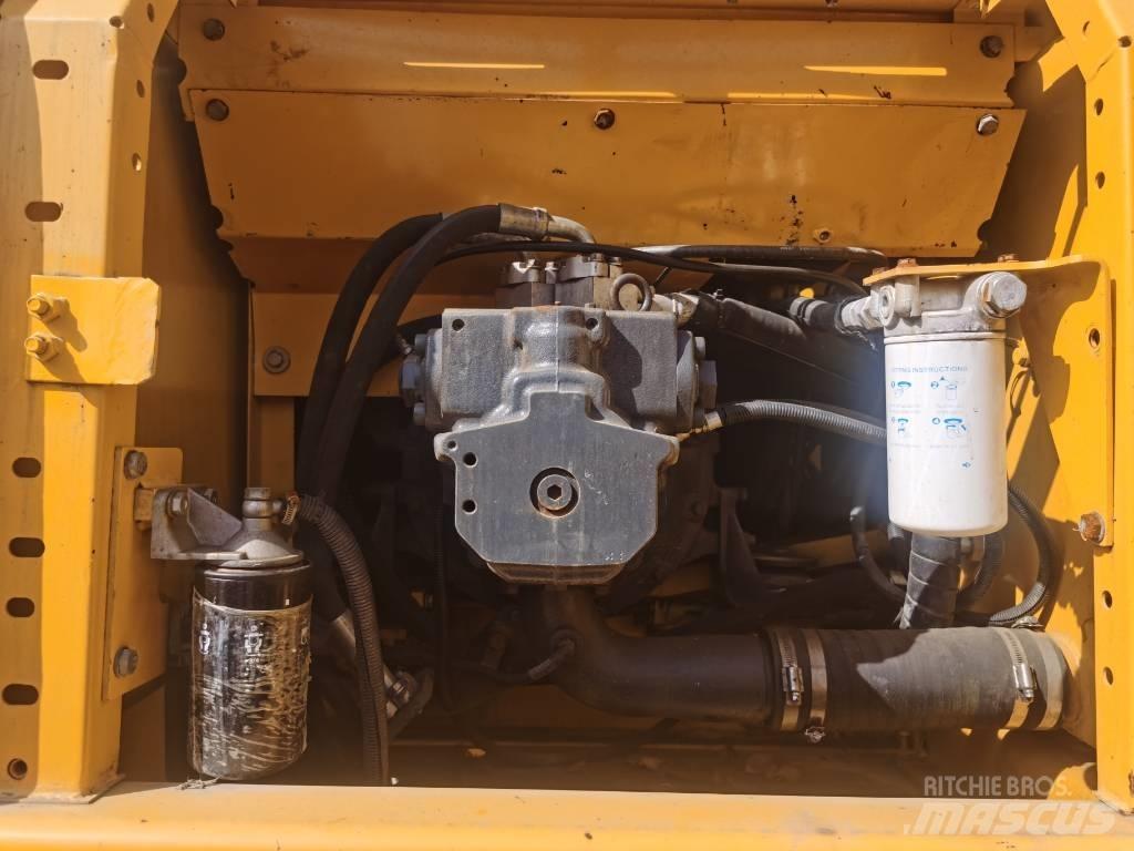 Komatsu PC 220-7 履帶式 挖土機/掘鑿機/挖掘機
