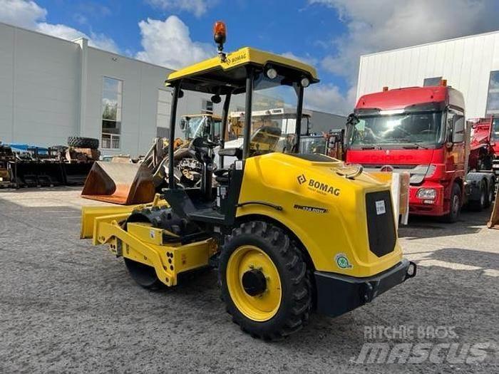 Bomag BW 124 PDH-5 其他耕耘機和配件