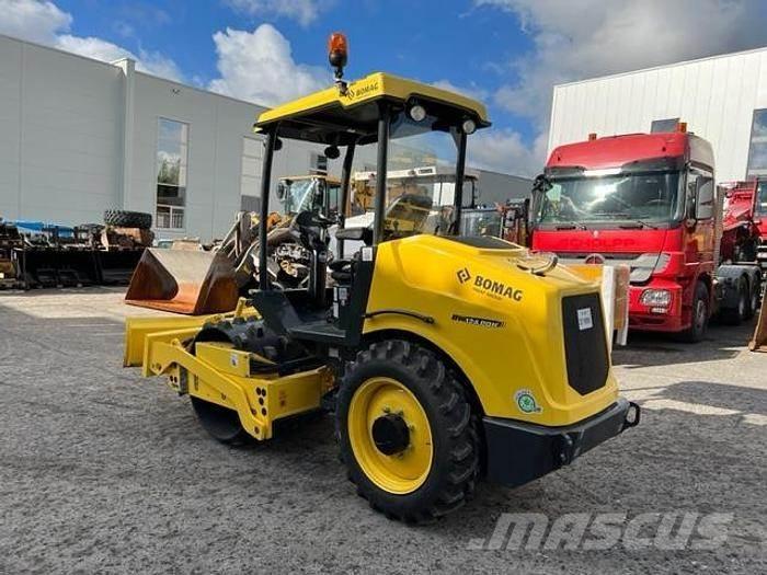 Bomag BW 124 PDH-5 其他耕耘機和配件