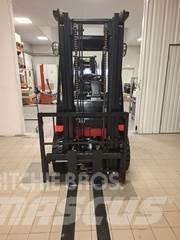 Manitou MI25D 越野車