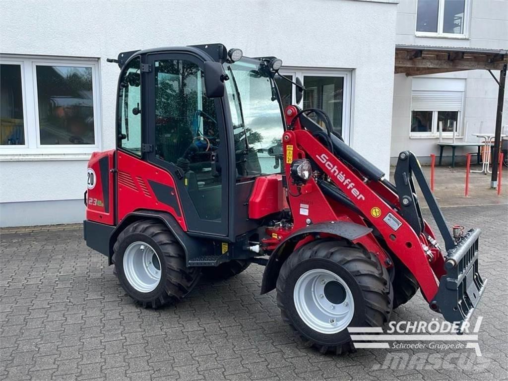 Schäffer 23 E 小型裝載機