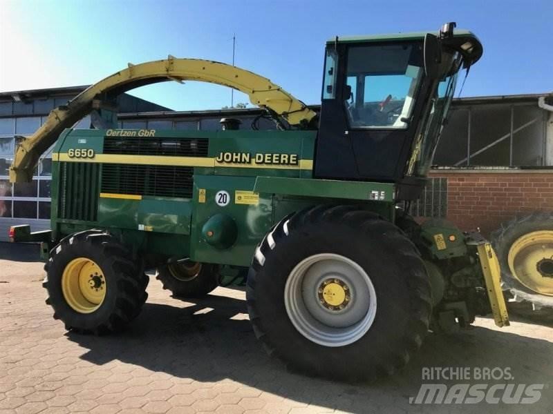 John Deere 6650 牧草收穫機