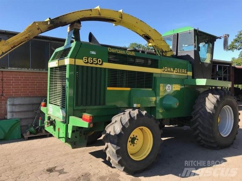 John Deere 6650 牧草收穫機