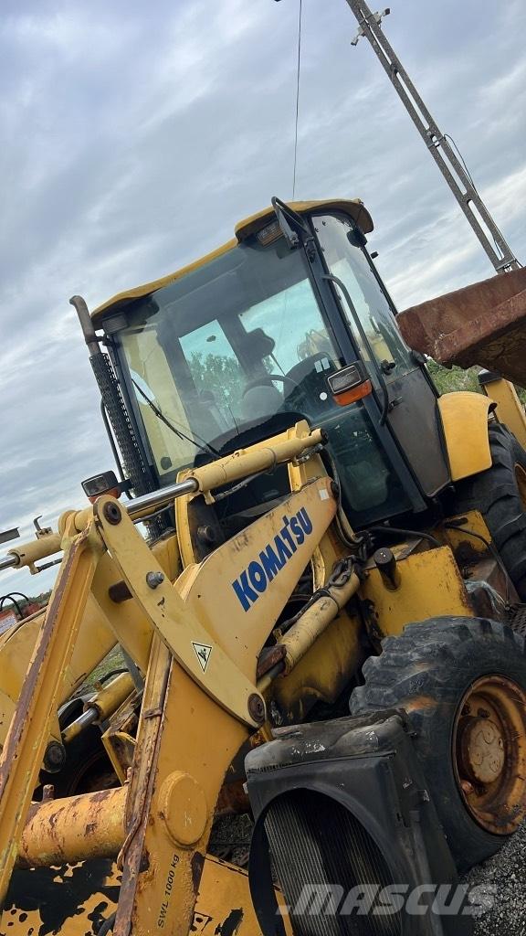 Komatsu WB 93 R 傳動裝置