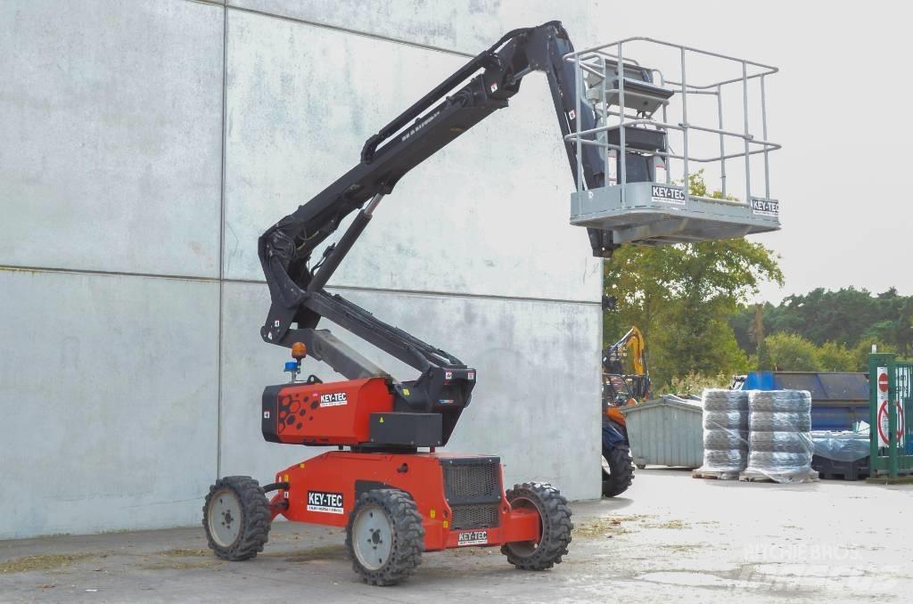 Manitou ManGo 12 曲臂高空作業車