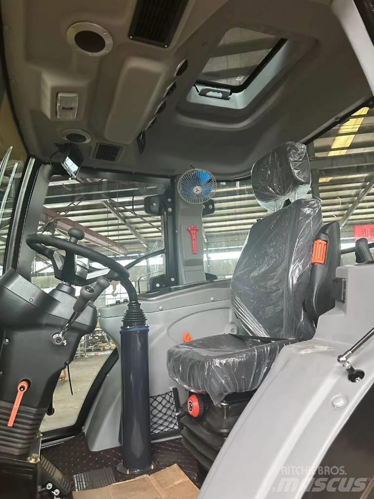 JCB 3CX 反鏟裝載機