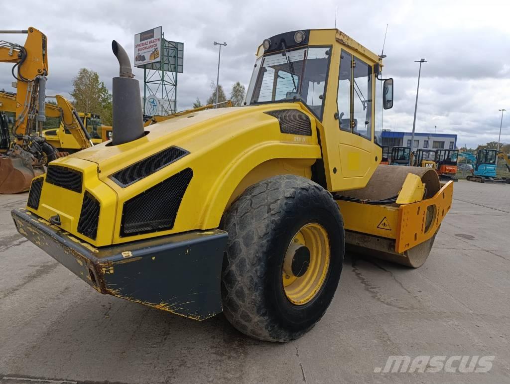 Bomag BW 213 D-4 單輪滾壓機