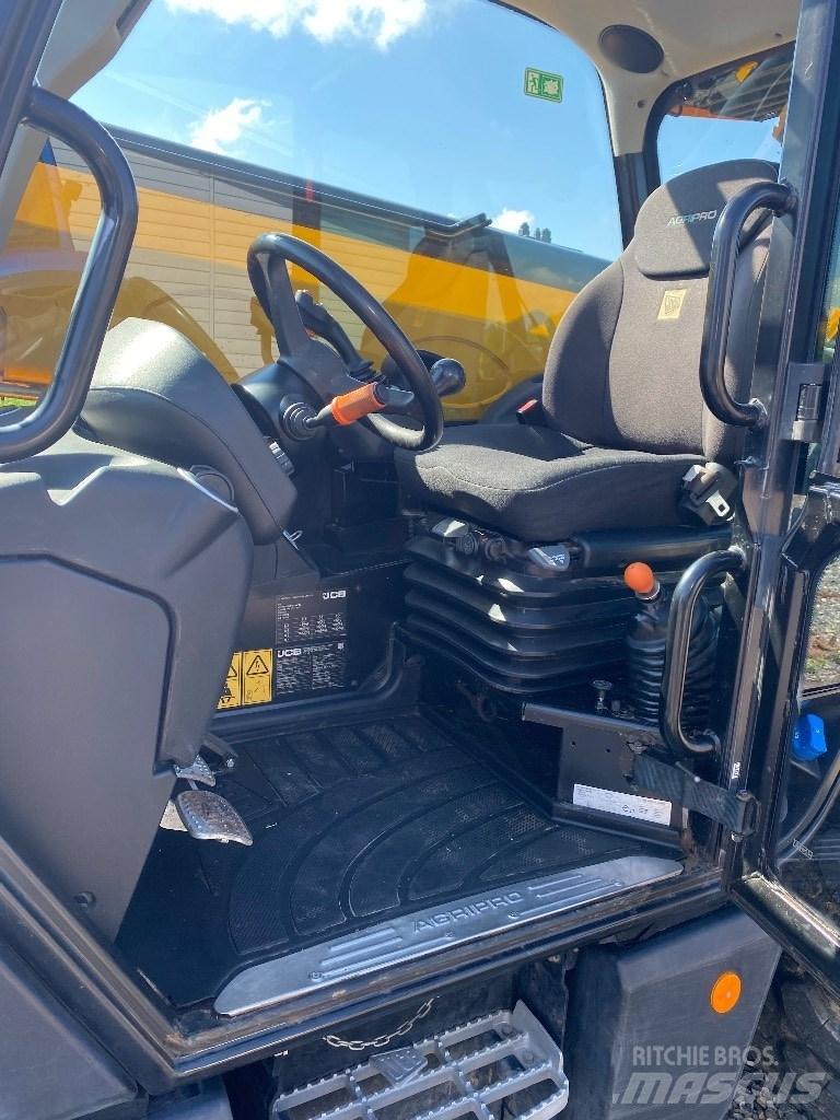 JCB 535-95 Agri Pro 農業用伸縮臂裝載機