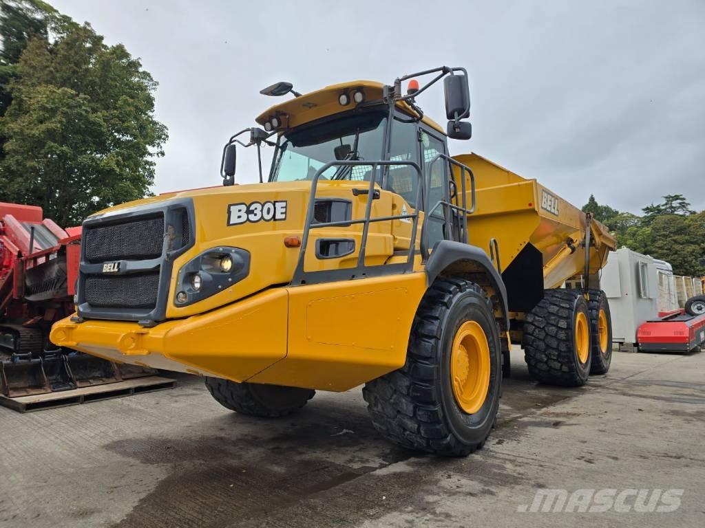 Bell B 30 E 鉸接式起吊車