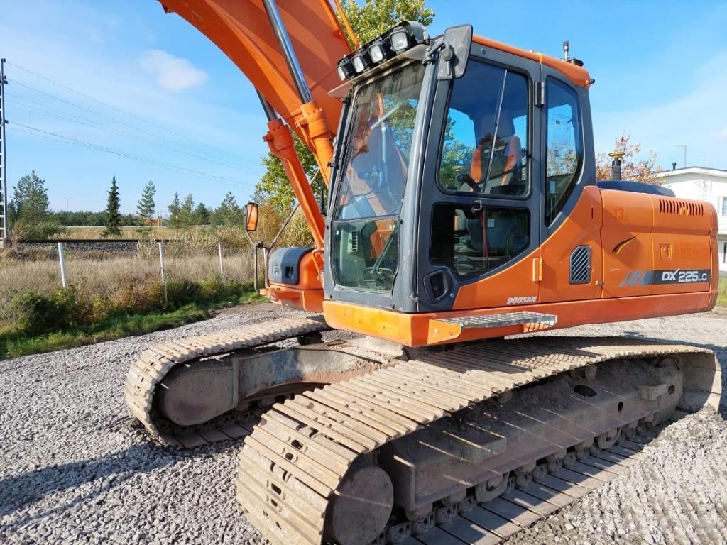 Doosan DX 225 LC 履帶式 挖土機/掘鑿機/挖掘機