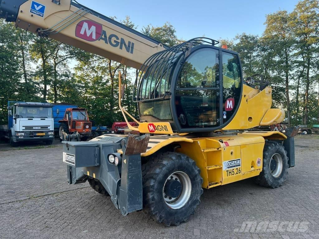 Magni RTH 5.26 伸縮臂操作車