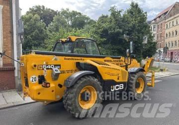 JCB 540-180 伸縮臂操作車