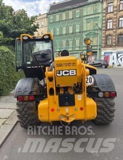 JCB 540-180 伸縮臂操作車