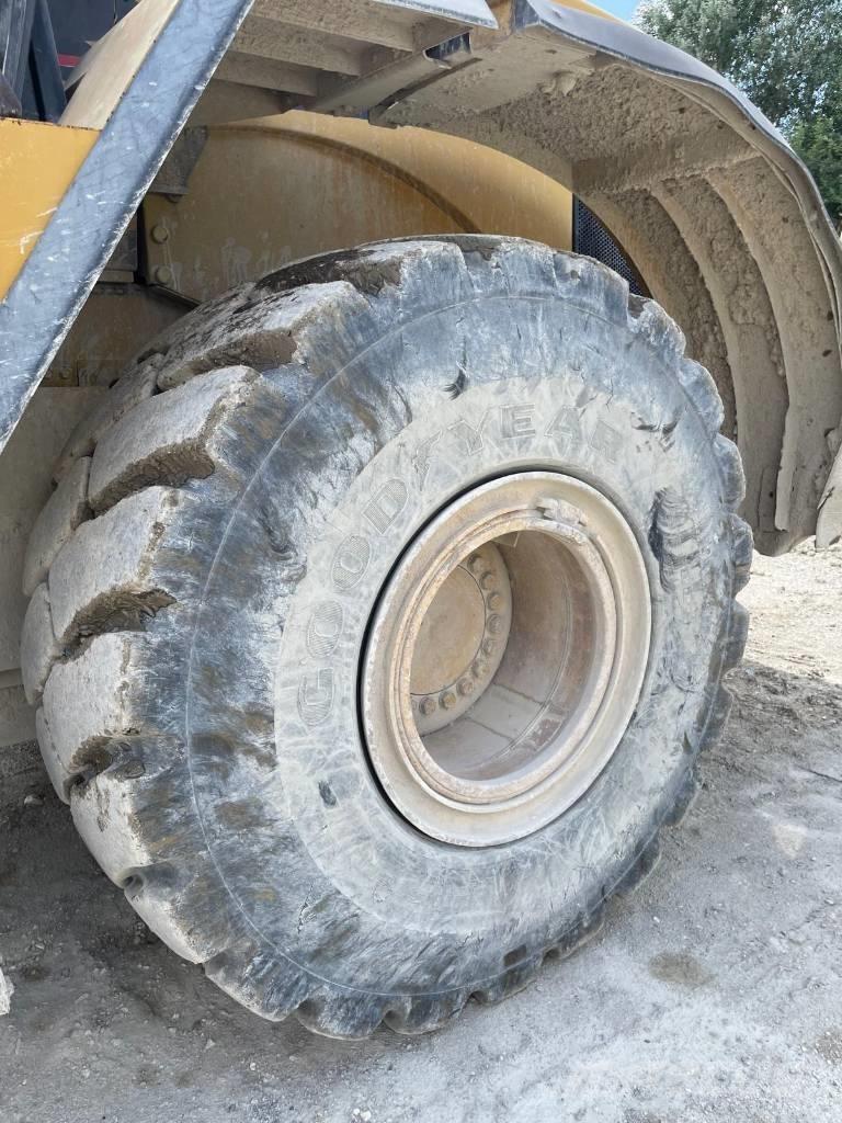 CAT 966 G 輪胎式裝載機
