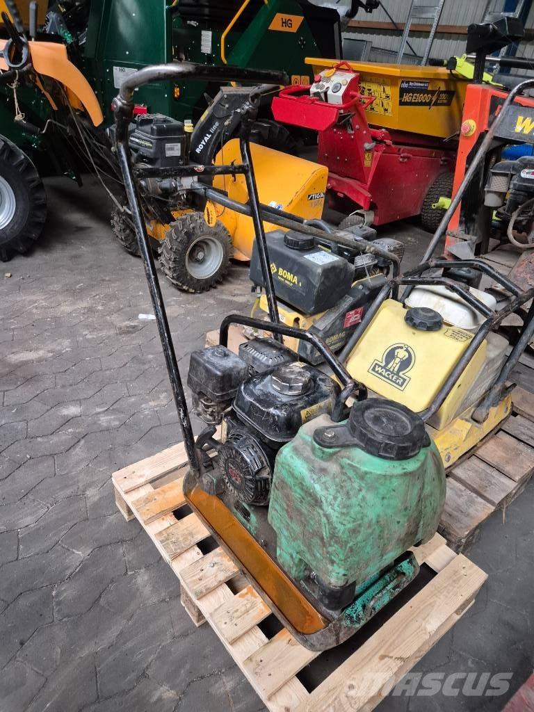 Mikasa MVC-F60 夯實機(夯土機)