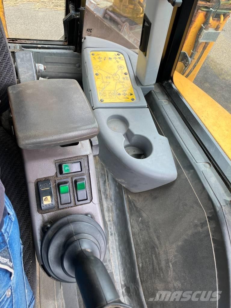 JCB 4 CX 反鏟裝載機