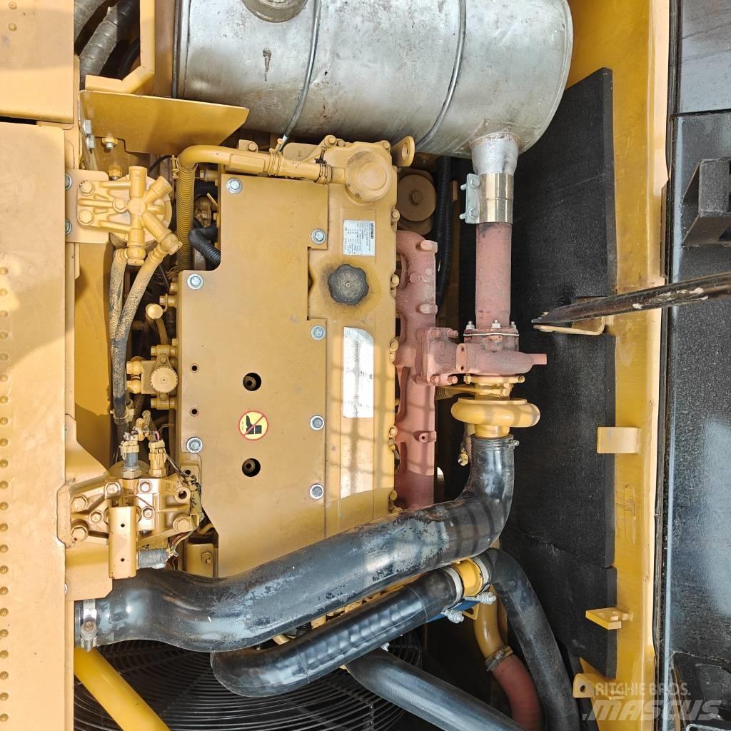 CAT 323 D L 履帶式 挖土機/掘鑿機/挖掘機