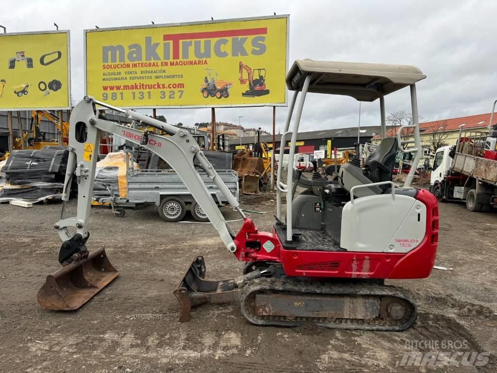 Takeuchi TB 216 小型挖土機/掘鑿機<7t(小型挖掘機)