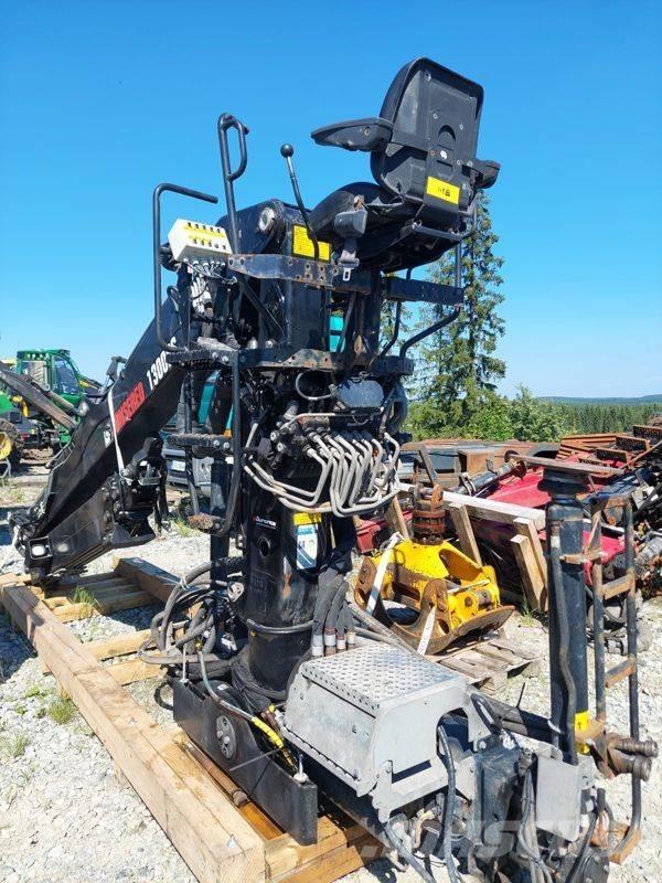 Jonsered 1300RS101 木材起重機