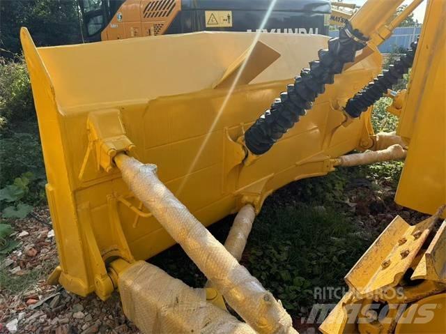 Komatsu D 85 履帶推土機