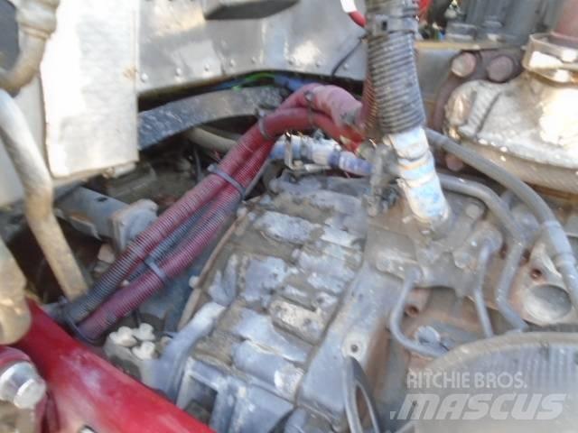 Peterbilt 359 曳引機組件