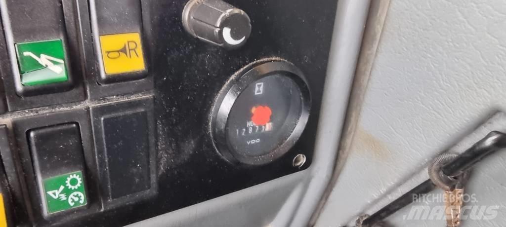 Volvo L 330 E 輪胎式裝載機