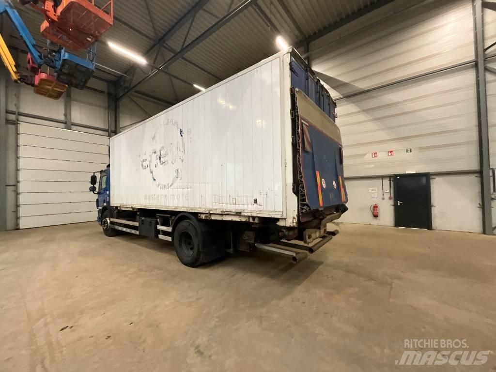 DAF CF 75.310 貨箱式卡車