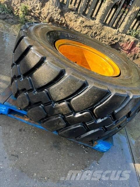 Goodyear Industrial 輪胎、車輪和輪圈