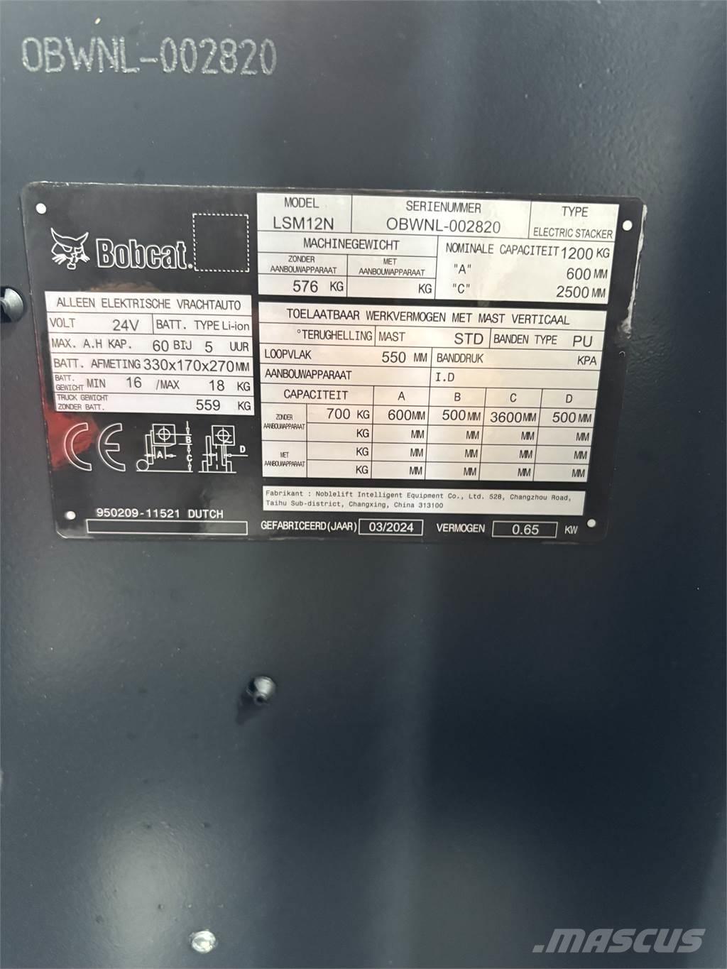 Bobcat LSM12N 行走控制式堆積機