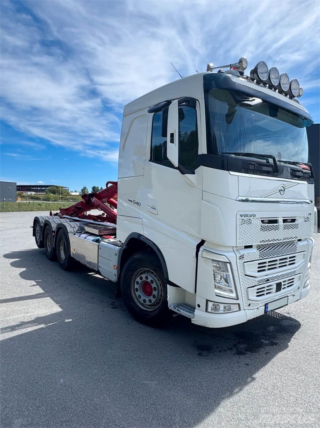Volvo FH 540 8X4 吊鉤式起重車