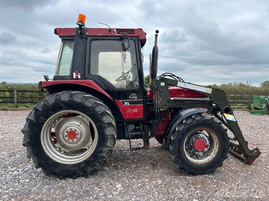 Case IH 995XL 曳引機