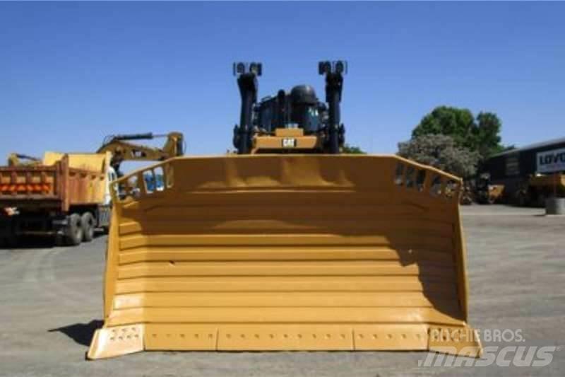 CAT D8R 履帶推土機