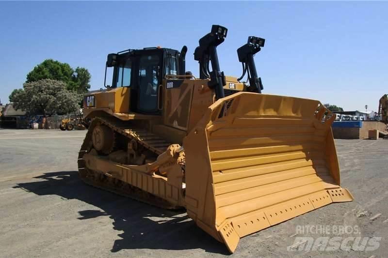 CAT D8R 履帶推土機