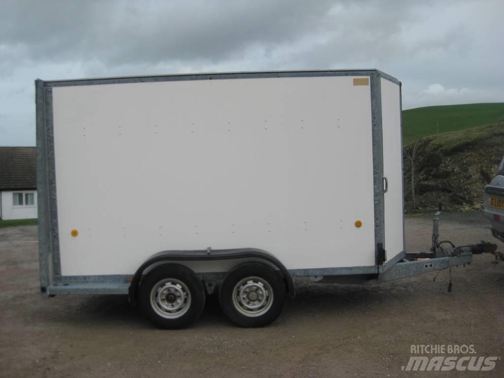 Ifor Williams BV105 箱體拖車