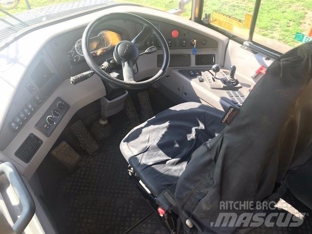 Volvo A 30 G 鉸接式起吊車