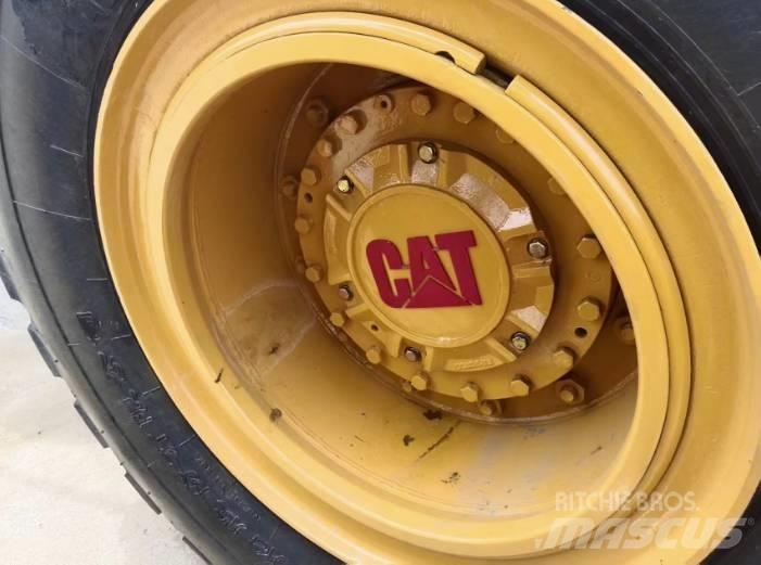 CAT 966H 輪胎式裝載機