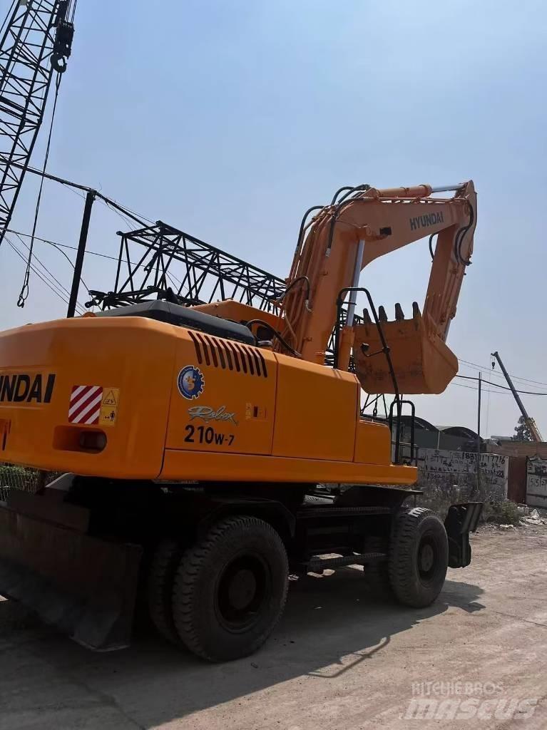 Hyundai 210w-9 旋轉式挖土機/掘鑿機/挖掘機