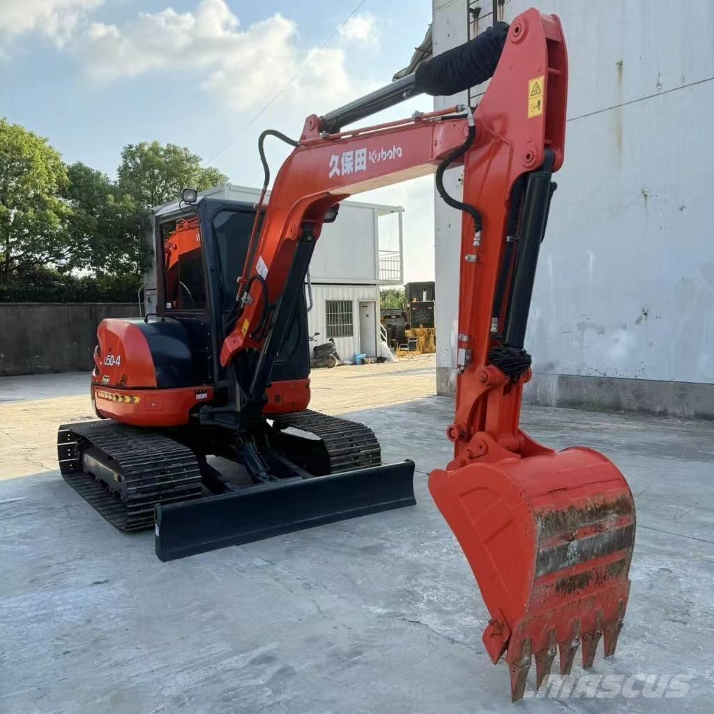 Kubota U 50 小型挖土機/掘鑿機<7t(小型挖掘機)
