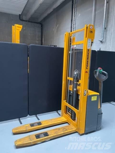 Jungheinrich EJC 112 行走控制式堆積機