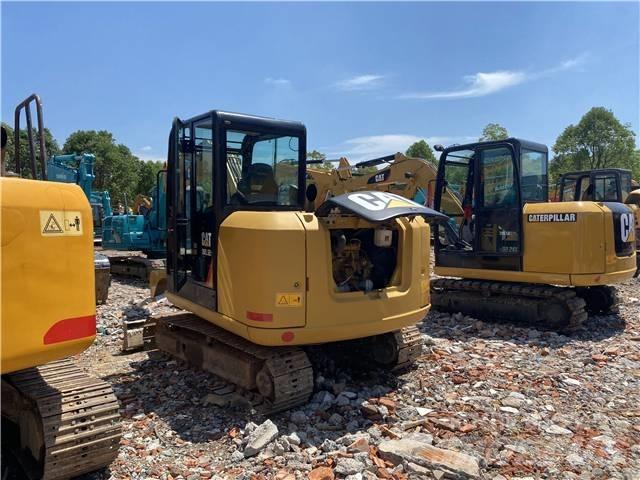 CAT 305.5 E 小型挖土機/掘鑿機<7t(小型挖掘機)