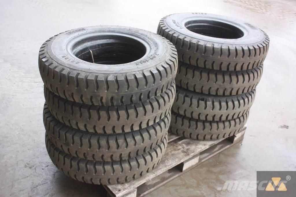  Onbekend 7.00-16LT 輪胎、車輪和輪圈