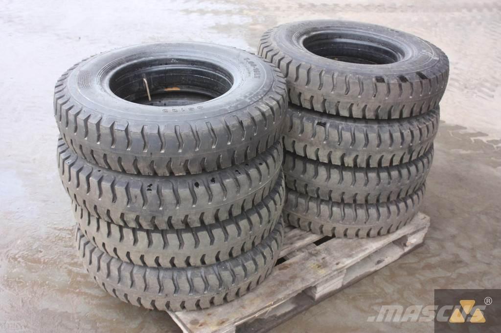  Onbekend 7.00-16LT 輪胎、車輪和輪圈