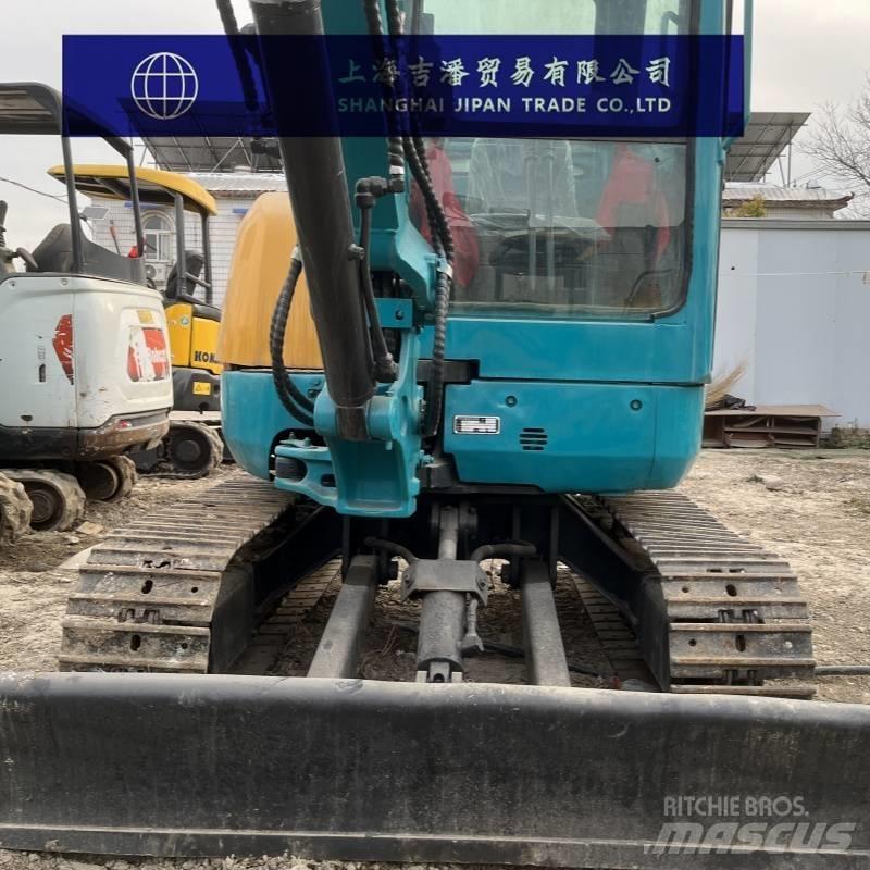 Kubota U 30 小型挖土機/掘鑿機<7t(小型挖掘機)