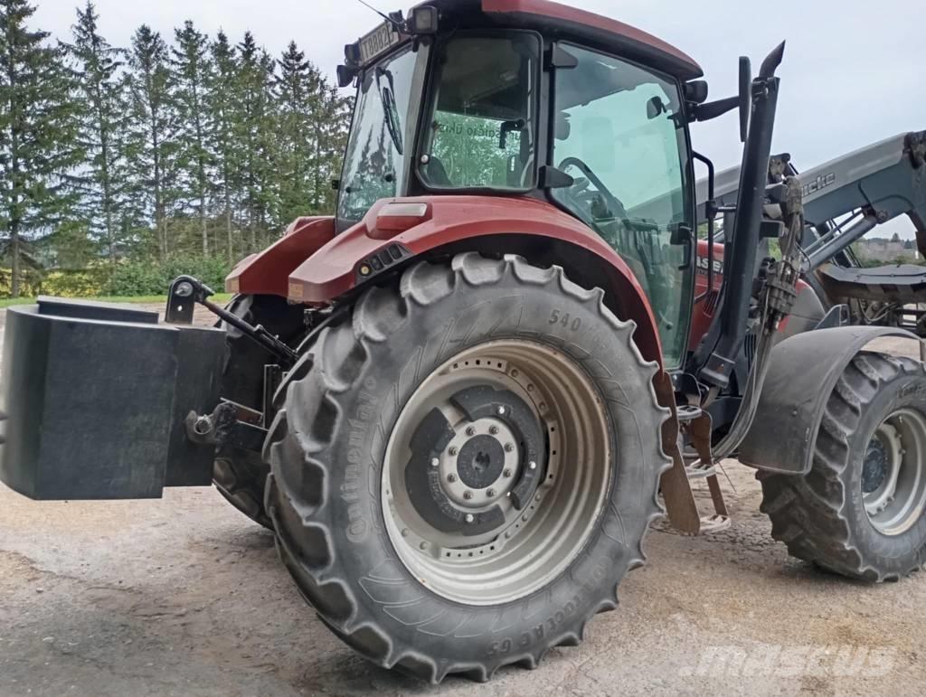 Case IH Farmall 115u 曳引機