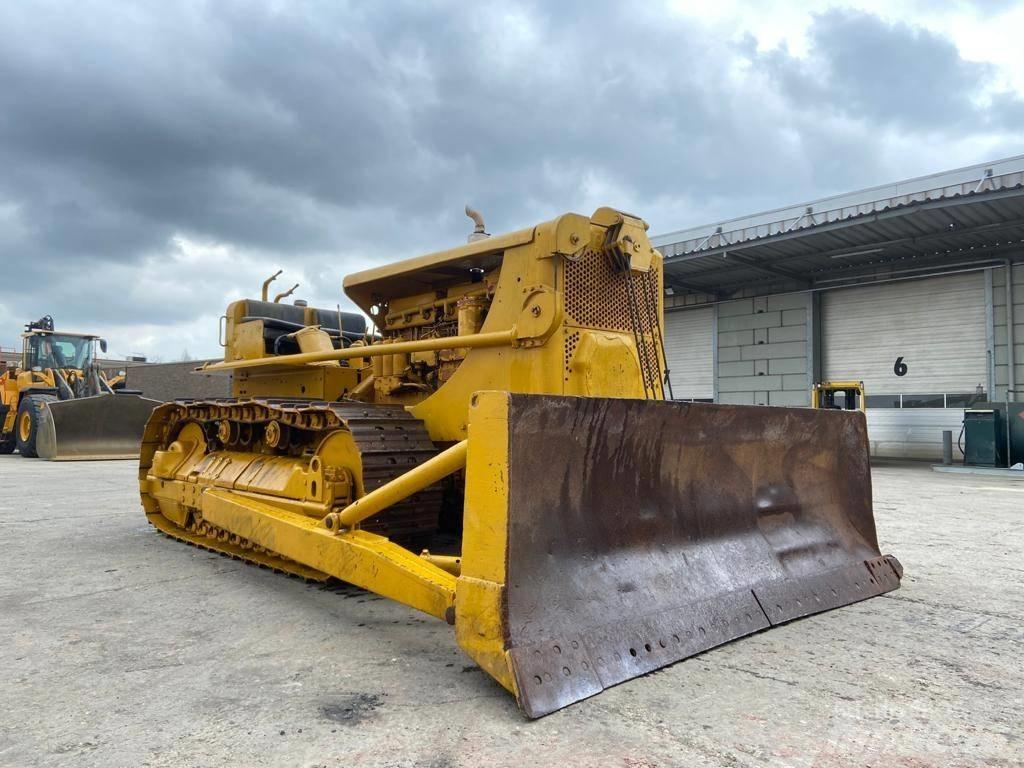 CAT D 8 履帶推土機