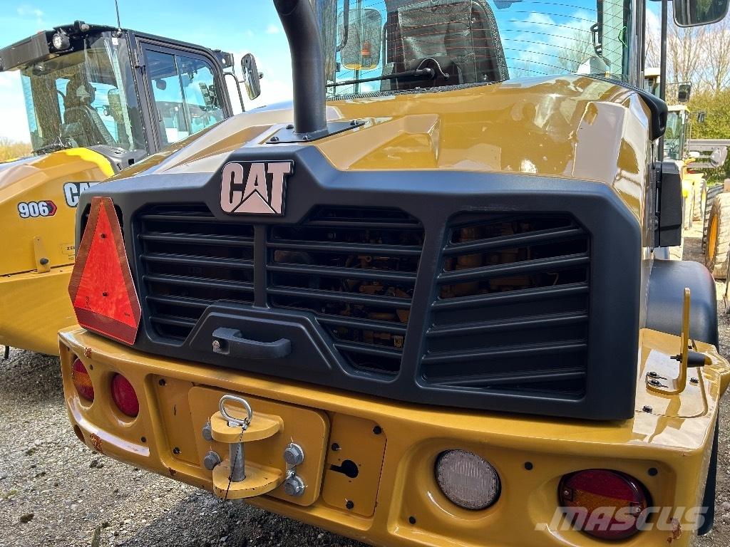 CAT 906 輪胎式裝載機