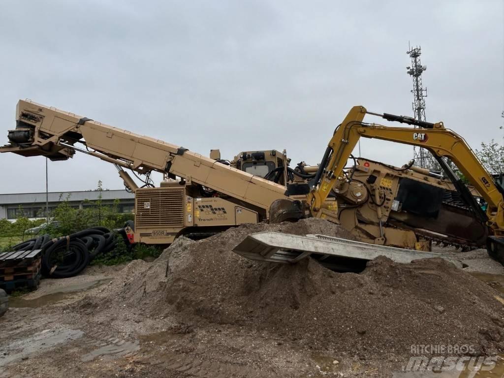 Tesmec 950 掘溝機