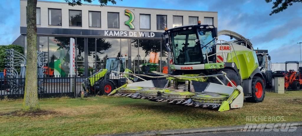 CLAAS Orbis 600 自走式飼料採集機
